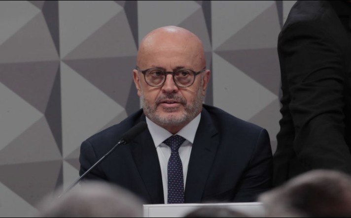 Farra do INSS: Careca do INSS escondeu apartamento de frente para o mar nos EUA.