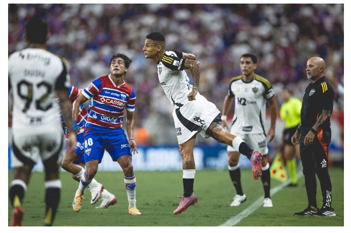 Fortaleza vence o Atlético e tenta sair da zona de rebaixamento
