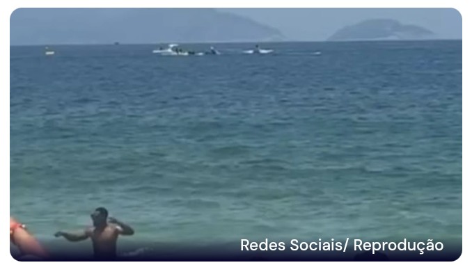 Ultraleve cai na praia de Copacabana e mata uma pessoa