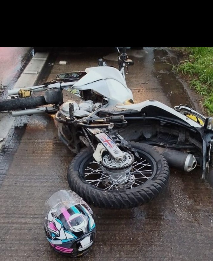 Motociclista inabilitado mata passageira em corrida por aplicativo