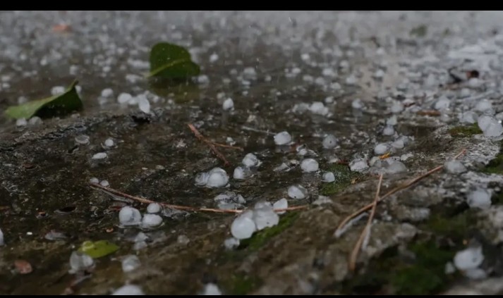 Belo Horizonte e região metropolitana tem alerta de chuva de granizo para as próximas horas