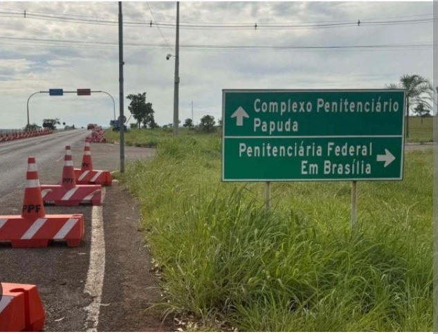 Polícia Militar do DF monitora manifestações na porta da Papudinha