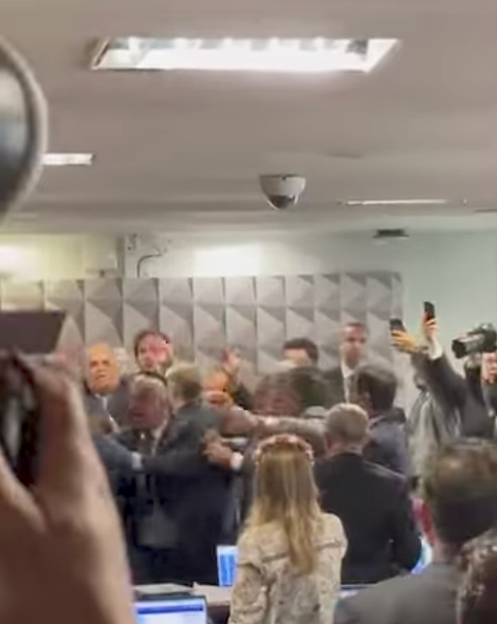 E o pau quebrou: CPMI do INSS, tem briga generalizada após quebra de sigilo bancário e fiscal de “Lulinha”