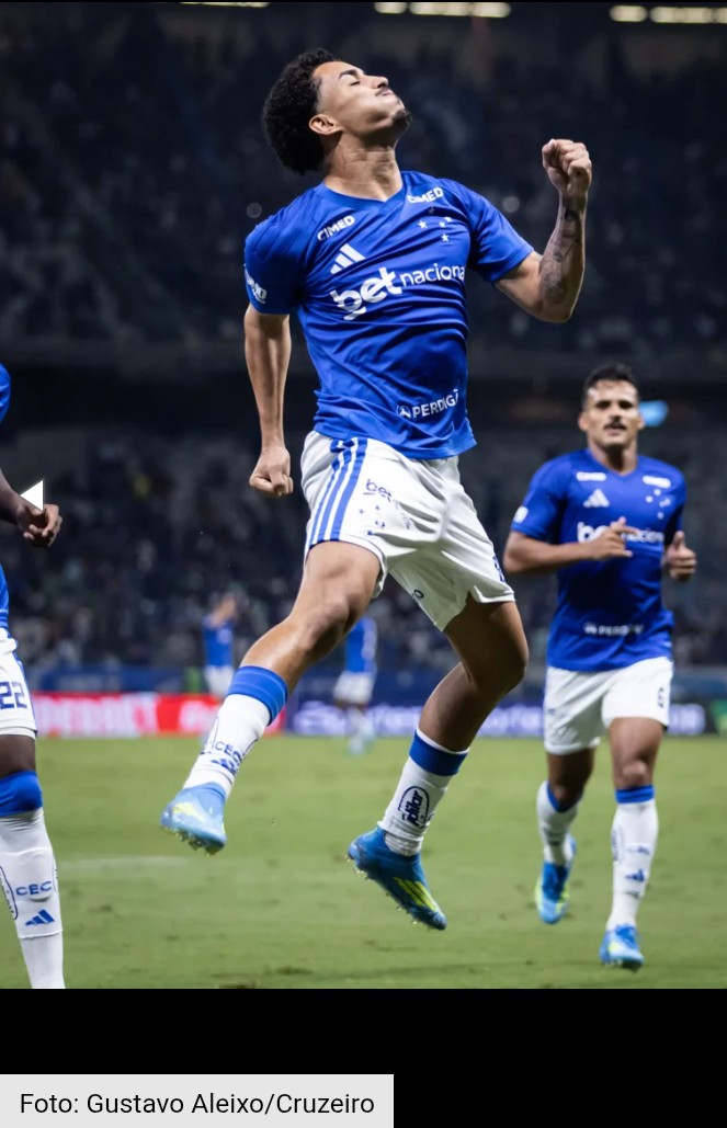 Cruzeiro joga bem e vence o Grêmio no Mineirão