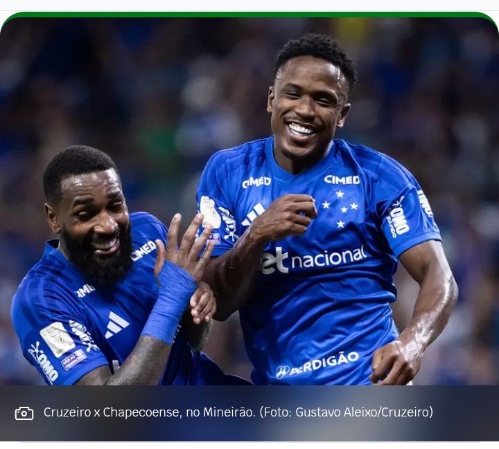 Cruzeiro vence Chapecoense e alcança o nono lugar no Brasileirão