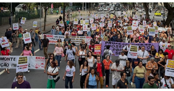 Greve dos professores BH: Sindicato sai em defesa da categoria e critica terceirização nas escolas